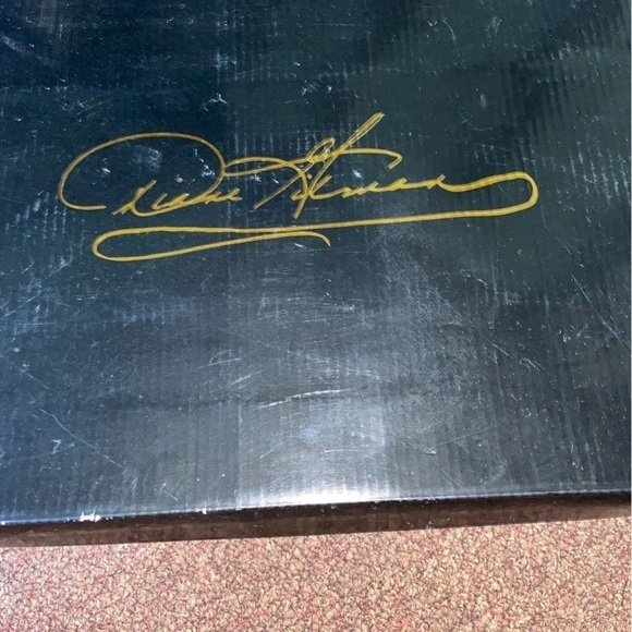 NWT Diane Gilman ankle boot with wedge heel, zipper, Velcro, laces and style. - Picture 9 of 9